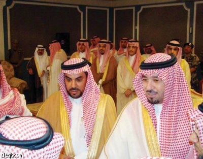 الأمير مشعل بن عبد الله يستقبل منسوبي التعليم في منطقة نجران
