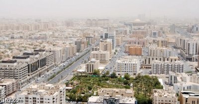 مطالب بتوجيه الدعم الضمني للمنتجات النفطية لدعم الإسكان والتوظيف