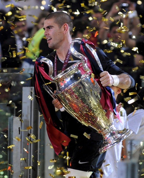 صور تتويج برشلونه بدوري أبطال أوروبا.
