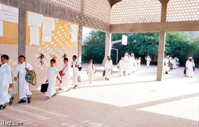 مطالب بإعادة النظر في تقويم مهارات طلاب المدارس الابتدائية