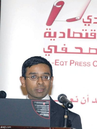نحن نمضي على قوارب الإنقاذ.. ولكننا بعيدون عن شاطئ الأمان