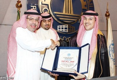 مطالب بتمديد فترة تسجيل مصانع الأدوية إلى 7سنوات