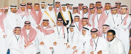 الأمير أحمد بن عبد العزيز: العمل على خدمة المرضى والمحتاجين واجب على كل فرد