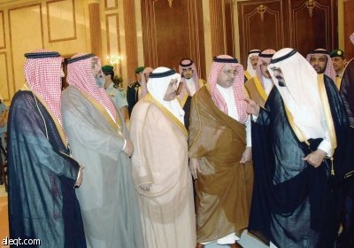 الملك يتسلم رسالة من الرئيس المصري.. ويستقبل أبناء الفقيد النويصر