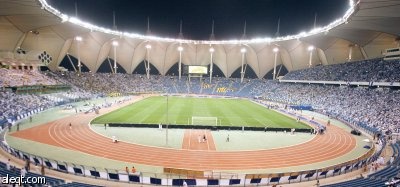 "فيفا" يهدد بإغلاق 4 ملاعب سعودية أو تقليص مدرجاتها