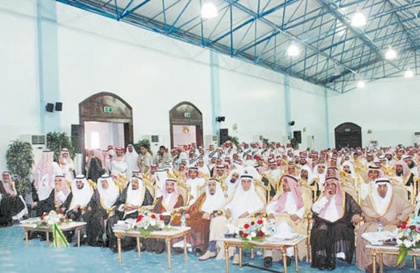 .. و5 ملاعب بالعشب الطبيعي لأحياء المحافظة