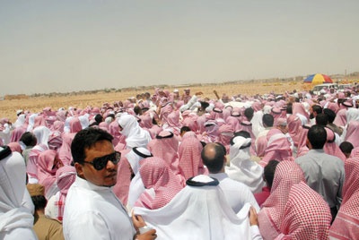 الآلاف يشيّعون الشيخ ابن جبرين