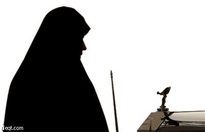 عرض لسيارات حاكم إيران الراحل محمد رضا بهلوي شاه في القصر الجمهوري في طهران.