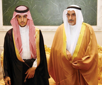 العويض والسبيعي يحتفلان بـ"ناصر"