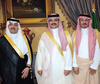 الدويش يحتفل بـ"محمد"