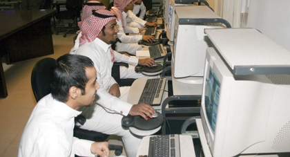 انطلاق فعاليات النادي الصيفي في «تقنية الرياض»