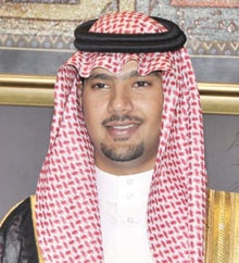 الدويهيس والعيدي يحتفلان بـ «سلطان»