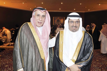 الدويهيس والعيدي يحتفلان بـ «سلطان»