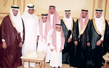 الهديان يحتفلون بـ «عادل»
