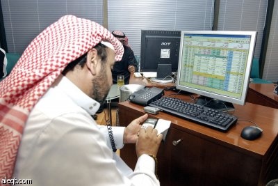 الأسهم السعودية تحقق أرباحا طفيفة وتغلق عند 5855 نقطة