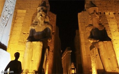 مسجد أبو الحجاج  في مدينة الأقصر والذي بني بالقرب من معبد الأقصر سيعاد افتتاحه بعد ترميمه الاثنين المقبل.