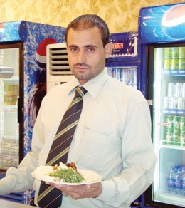 المليكي: تدافع الزبائن وقت السحور يربكنا