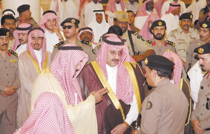 محمد بن نايف .. إنسانية لا متناهية