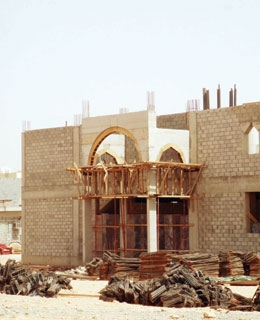 سكان «قرطبة الشرقية» يتطلعون إلى إكمال بناء جامعهم