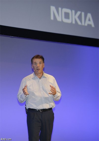 "نوكيا" تطرح الحاسوب المحمول Nokia the Booklet 3G في أسواق شتوتغارت.