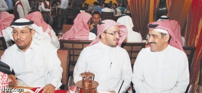 المثقفون والإعلاميون على مائدة إفطار نادي "الاقتصادية" الصحفي