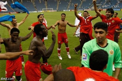 فرحة بحرينية عارمة بعد فقدان المنتخب السعودي فرصة التأهل لنهائيات كأس العالم إثر خروجه متعادلا 2-2 أمس في إياب الملحق الآسيوي.