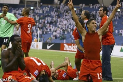 فرحة بحرينية عارمة بعد فقدان المنتخب السعودي فرصة التأهل لنهائيات كأس العالم إثر خروجه متعادلا 2-2 أمس في إياب الملحق الآسيوي.