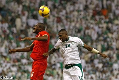 فرحة بحرينية عارمة بعد فقدان المنتخب السعودي فرصة التأهل لنهائيات كأس العالم إثر خروجه متعادلا 2-2 أمس في إياب الملحق الآسيوي.