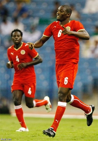 فرحة بحرينية عارمة بعد فقدان المنتخب السعودي فرصة التأهل لنهائيات كأس العالم إثر خروجه متعادلا 2-2 أمس في إياب الملحق الآسيوي.