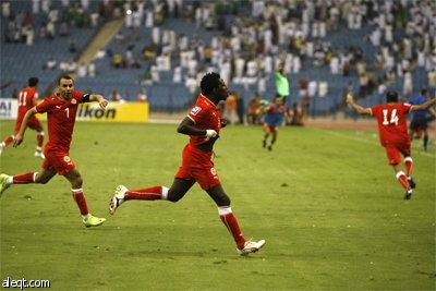 فرحة بحرينية عارمة بعد فقدان المنتخب السعودي فرصة التأهل لنهائيات كأس العالم إثر خروجه متعادلا 2-2 أمس في إياب الملحق الآسيوي.