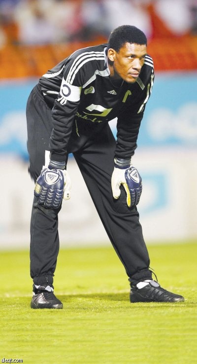 الهلال يمدد عقد الدعيع عامين