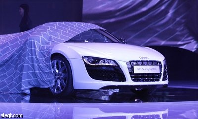 السيارة أودي Audi e-tron المشاركة في معرض فرانكفورت الدولي للسيارات.