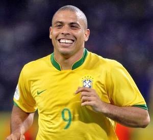 رونالدو مستعد ليكون احتياطيا في تشكيلة البرازيل لكأس العالم