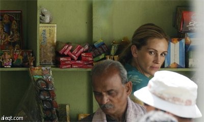 الممثلة الأمريكية جوليا روبرتس في قرية  ميرزابور الهندية لتصوير فيلمها الجديد.