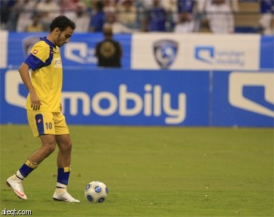 كاد فريق النصر لكرة القدم يعكر فرحة غريمه الهلال وجماهيره بـ "لقب نادي القرن الآسيوي"، عندما تعادلا بهدفين لمثلهما، أمس على ستاد