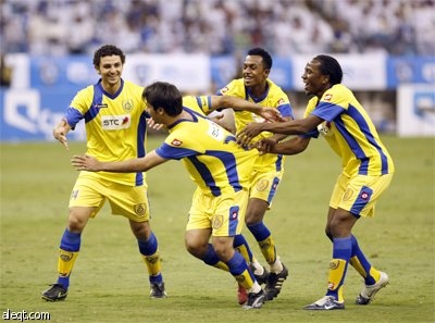 كاد فريق النصر لكرة القدم يعكر فرحة غريمه الهلال وجماهيره بـ "لقب نادي القرن الآسيوي"، عندما تعادلا بهدفين لمثلهما، أمس على ستاد