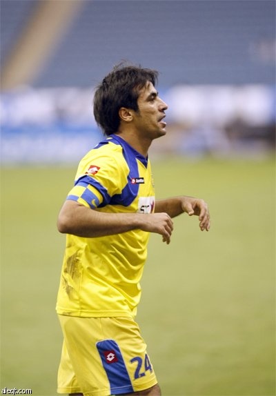 كاد فريق النصر لكرة القدم يعكر فرحة غريمه الهلال وجماهيره بـ "لقب نادي القرن الآسيوي"، عندما تعادلا بهدفين لمثلهما، أمس على ستاد