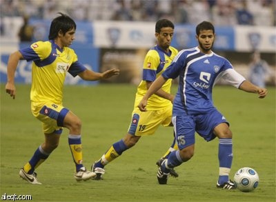 كاد فريق النصر لكرة القدم يعكر فرحة غريمه الهلال وجماهيره بـ "لقب نادي القرن الآسيوي"، عندما تعادلا بهدفين لمثلهما، أمس على ستاد