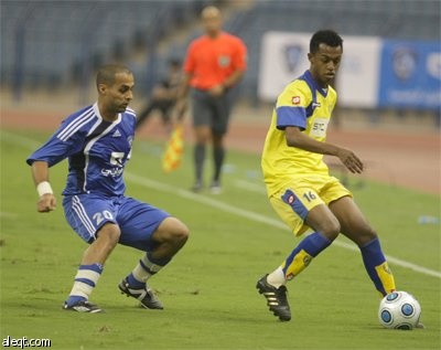 كاد فريق النصر لكرة القدم يعكر فرحة غريمه الهلال وجماهيره بـ "لقب نادي القرن الآسيوي"، عندما تعادلا بهدفين لمثلهما، أمس على ستاد