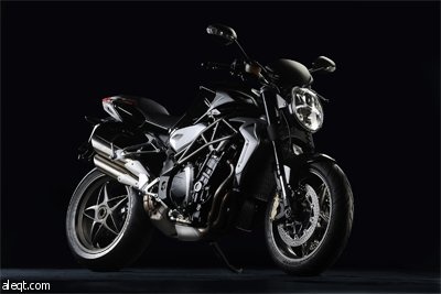 الدراجة النارية Brutale 990R 2010   من صنع وتقديم شركة اجوستا الايطالية المتخصصة في صناعة السيارات.