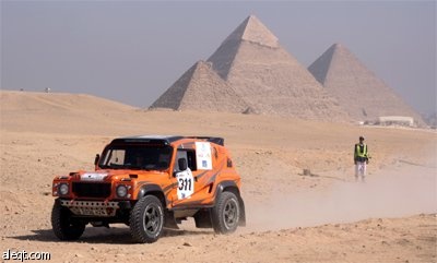 تم إلغاء الفصل بين سباقي الهواة والمحترفين في رالي فرعون مصر الـ25 ودمج المتسابقين في سباق واحد حيث سينضم الهواة إلى المحترفين و