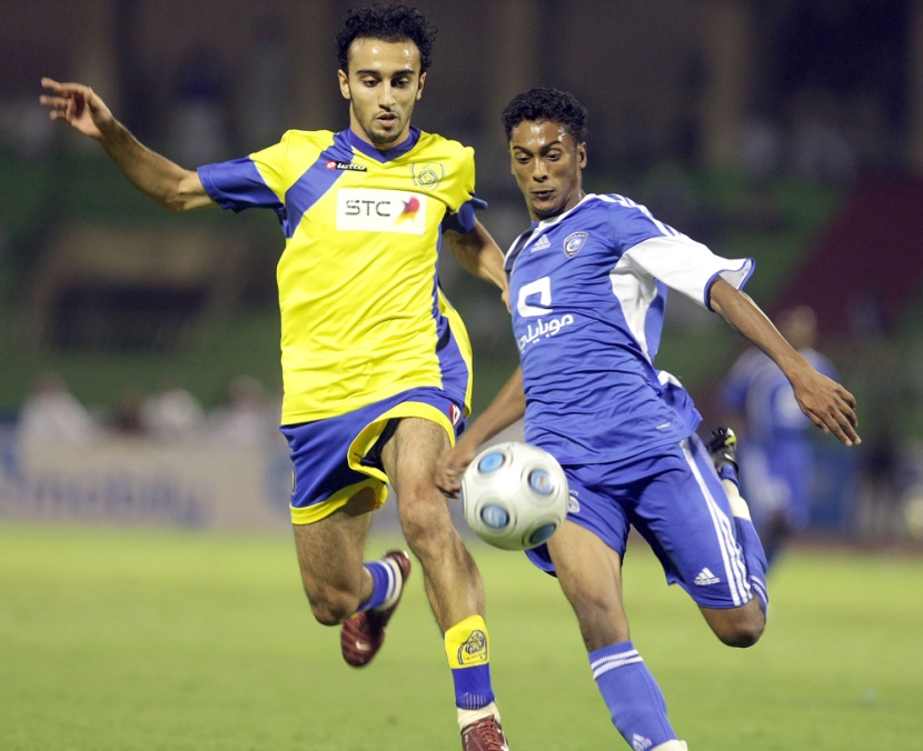 انفرد فريق الهلال الأولمبي لكرة القدم بصدارة ترتيب المجموعة الأولى بـ ''12 نقطة'' من كأس الأمير فيصل بن فهد بعد فوزه على غريمه ا