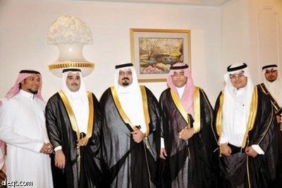 أسرتا الحميدان والشويرخ تحتفلان بعبد الله