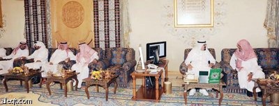 الملك يستقبل سعود الصقري وأبناء دغيم الشمري العافين عن قاتلي ابنيهم