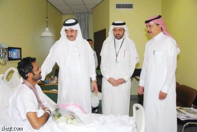 أبوملحة والسقاط  يطلعان على الخطة العلاجية للجرحى الـ 5 في الرياض