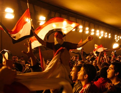 توابع مباراة مصر والجزائر.. مقاطع يوتيوب تهدد المصريين بـ"الذبح"