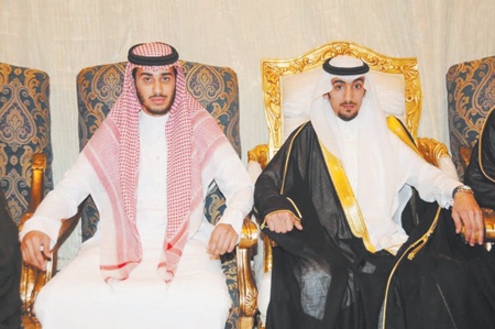 العيدي يحتفل بزواج «هشام»