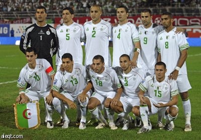 مدرب الجزائر: قادرون على التأهل إلى الدور الثاني في كأس العالم