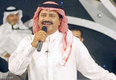 المطرب القطري علي عبد الستار يعيد توزيع أغنية لأم كلثوم بإيقاعات خليجية