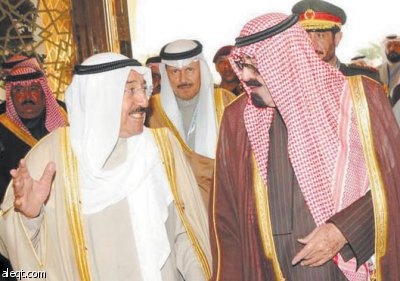 القادة وأطفال الخليج يطلقون أضخم مشروع للربط الكهربائي